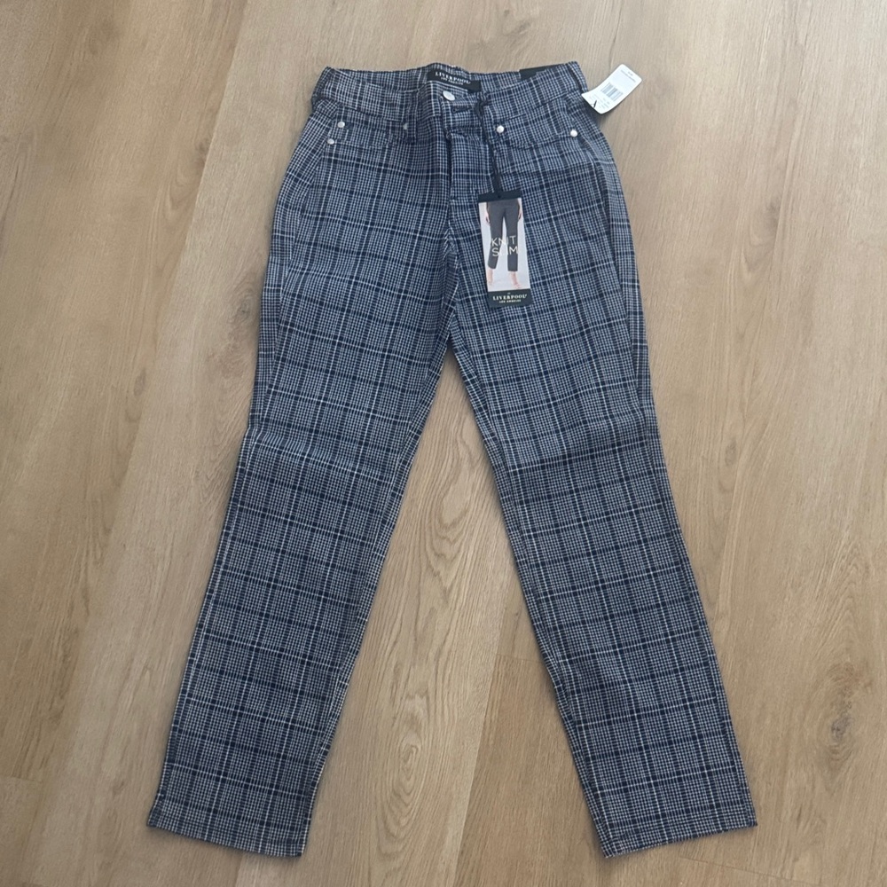 Liverpool Women's Black and Gray Checkered Straight Leg Jeans